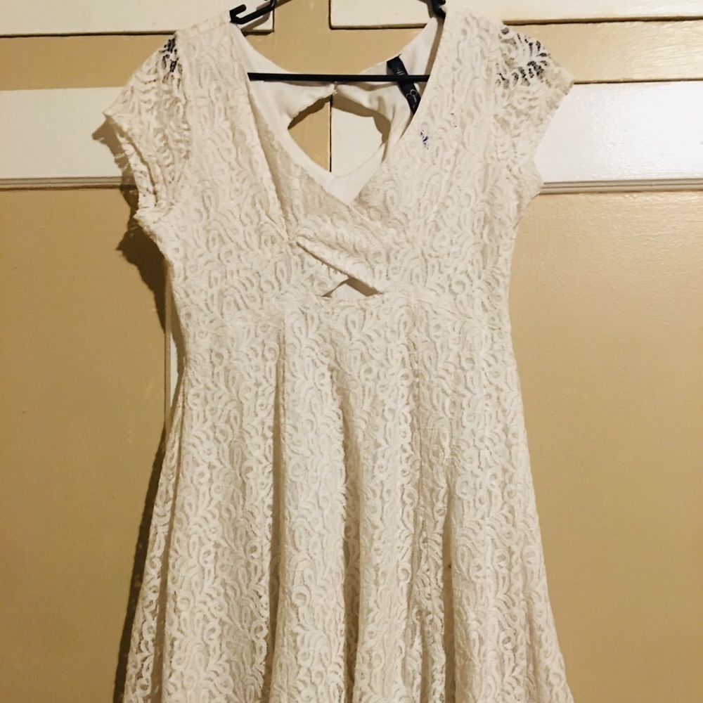 White floral lace dress
